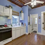 Burgundy Cottage - Just Steps To Both The French Quarter & Frenchman St!