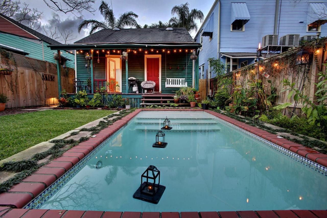 Burgundy - Just Steps To Both The French Quarter & Frenchman St! Holiday home *